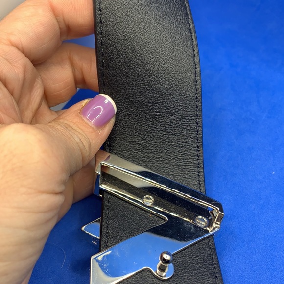 Rare Louis Vuitton Crystal & Python Leather Belt - Picture 6 of 11